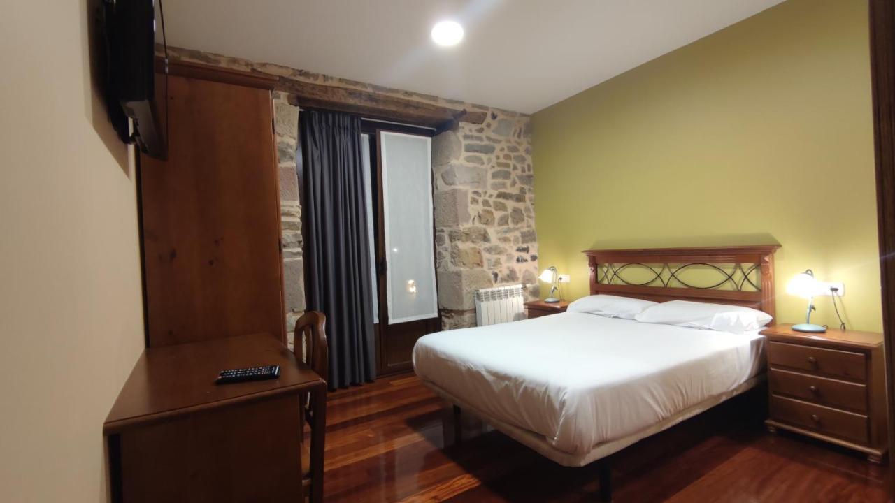 Ostatu Zegama Hotell Eksteriør bilde