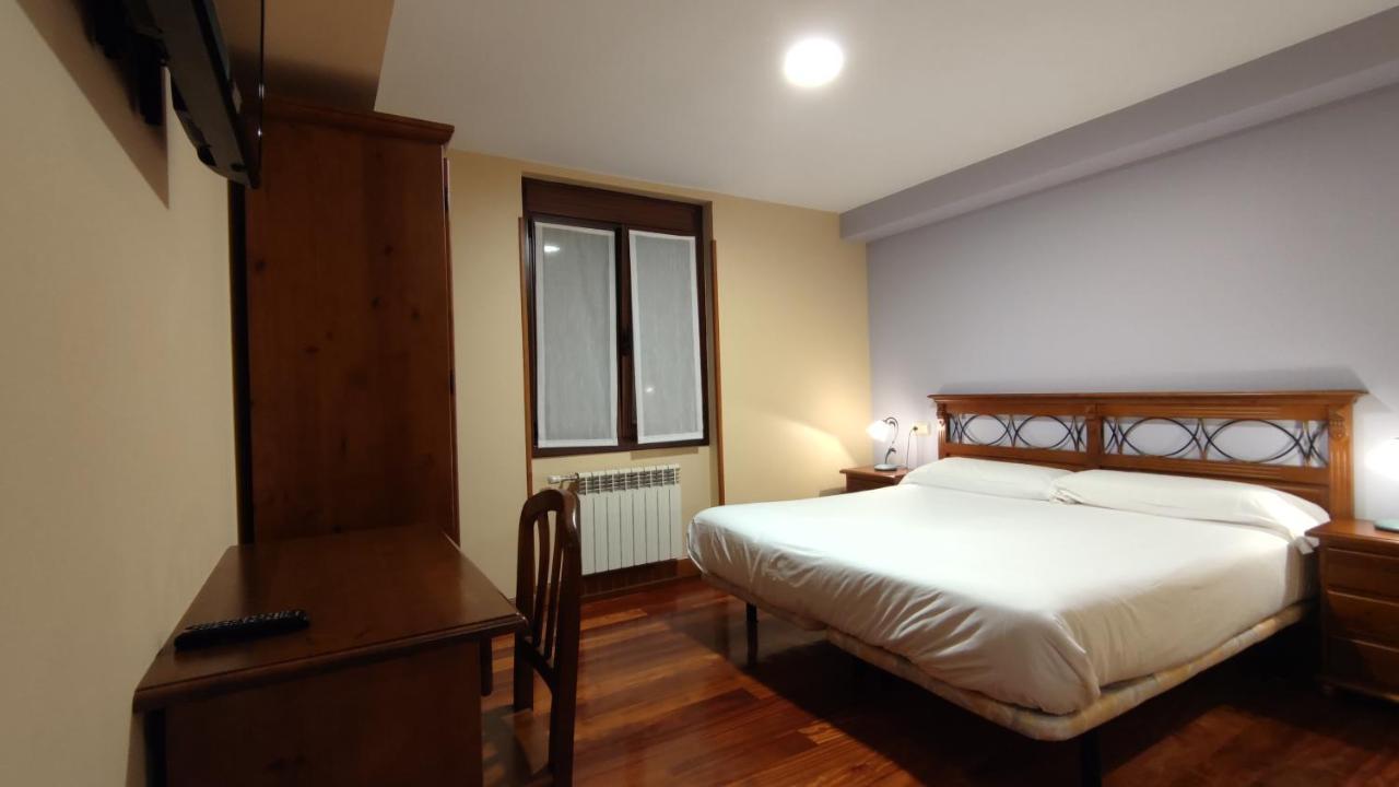 Ostatu Zegama Hotell Eksteriør bilde